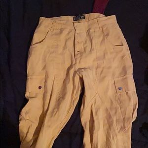 High-waisted baggy pants